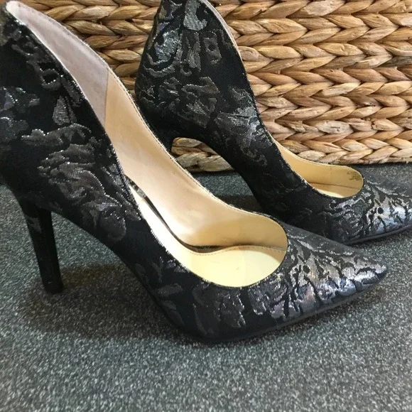 Jessica Simpson Black Lace Heels - Picture 6 of 14